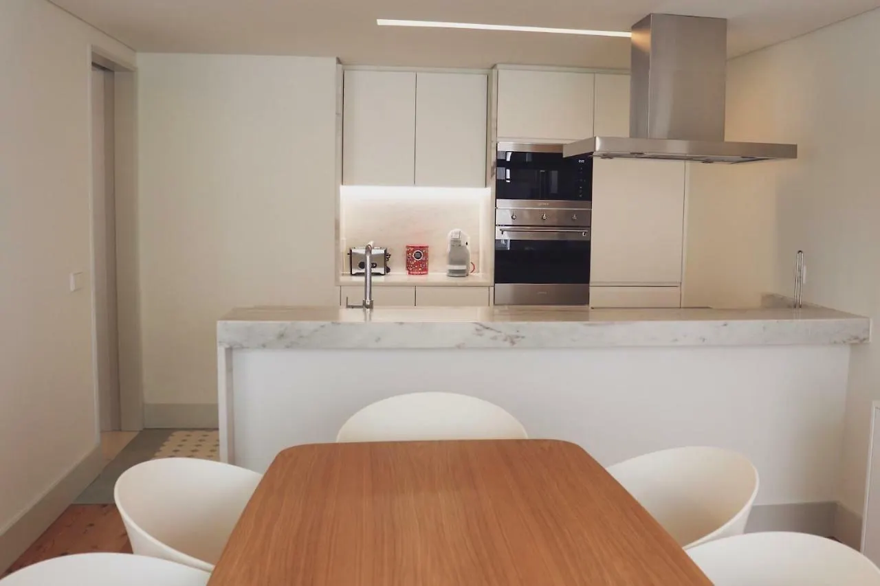 Central Lisbon Balcony Lux Apartment Πορτογαλία